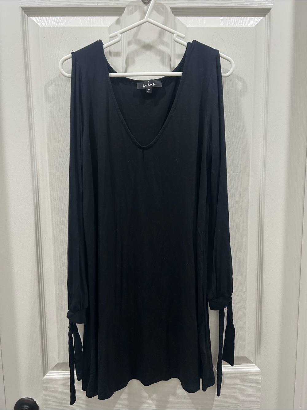 Lulu's Black Long-Sleeve Cold-Shoulder Tie Detail Dress